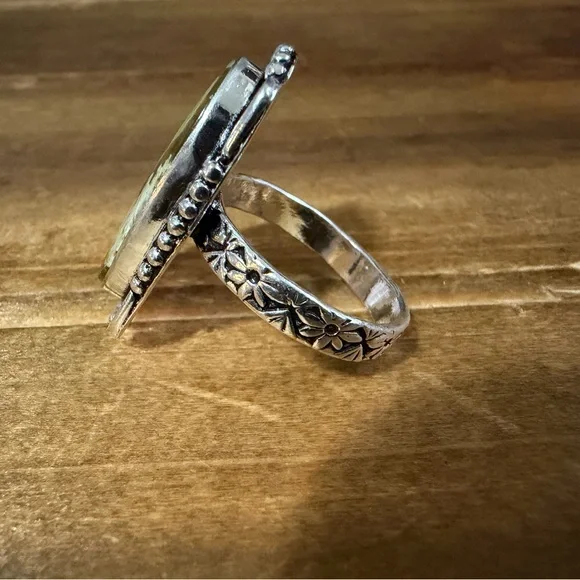 Gaspeite Gemstone Silver Ring Size 11 - Picture 3 of 4